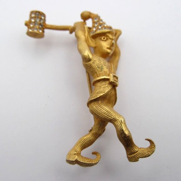 Vintage Elves Gold Tone Rhinestone with Hammer and Nail Brooch Set by Geno Ltd - Picture 7 of 16